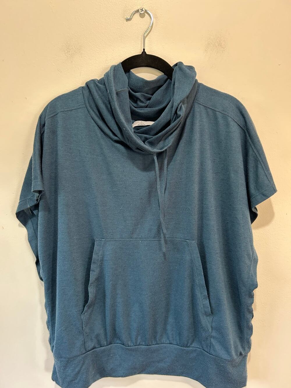 prAna blue cowl neck pull over womens L short sleeve mesh light yoga athleisure